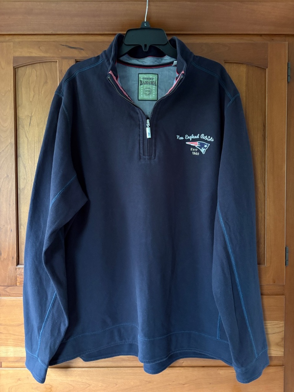 Tommy Bahama Navy Blue Quarter-Zip Sweatshirt with New England Patriots logo